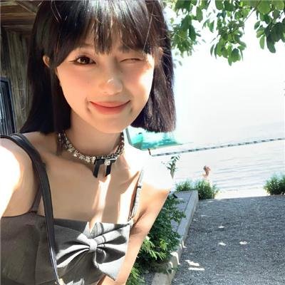 黄桷树下的孩子们